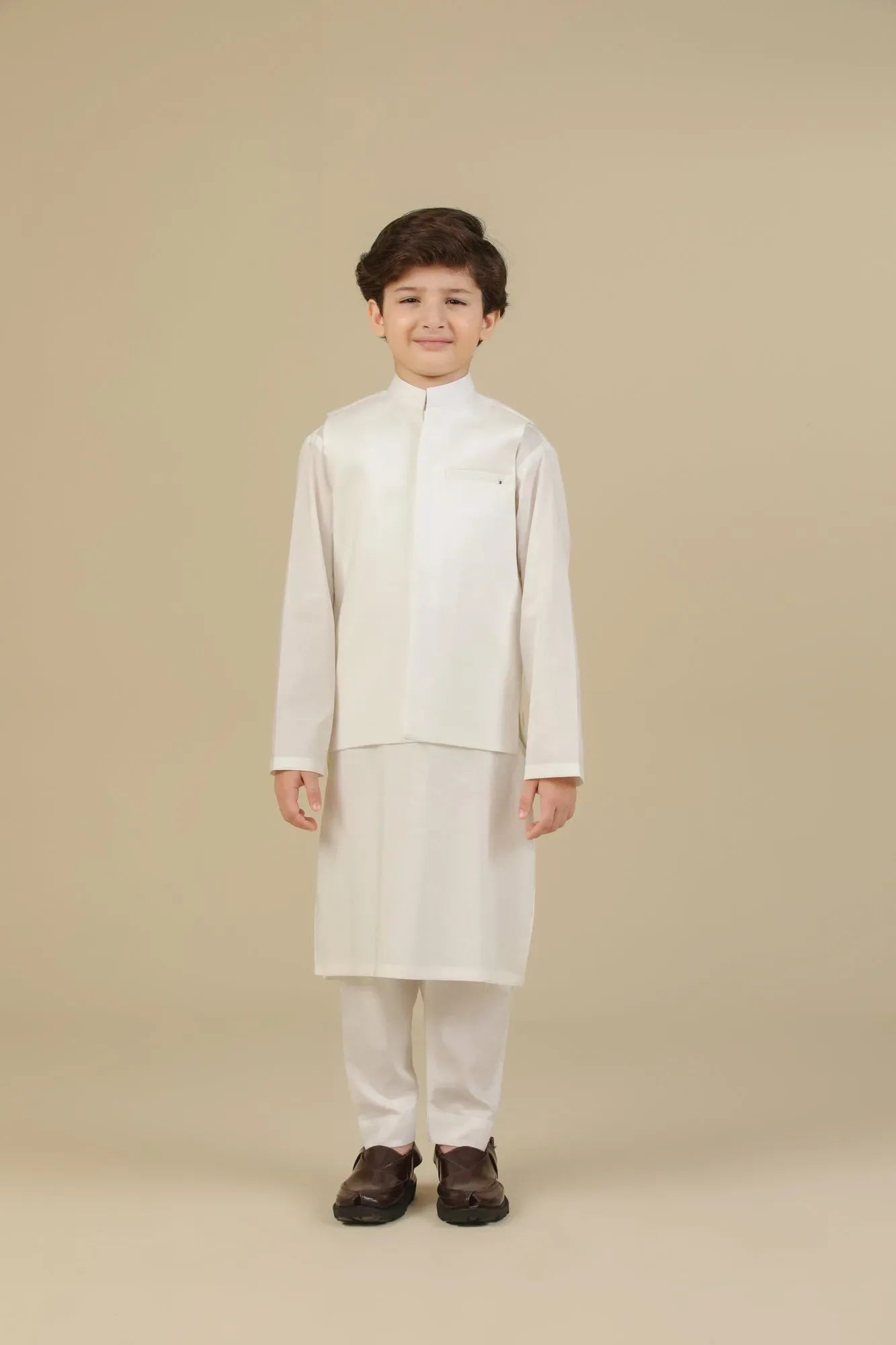 MURAQSH - AK Galleria