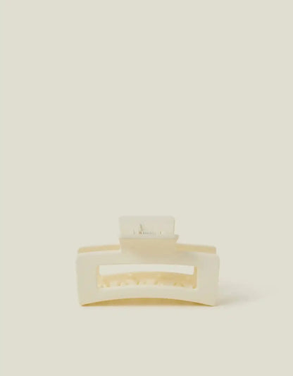 Accessorize - AK Galleria