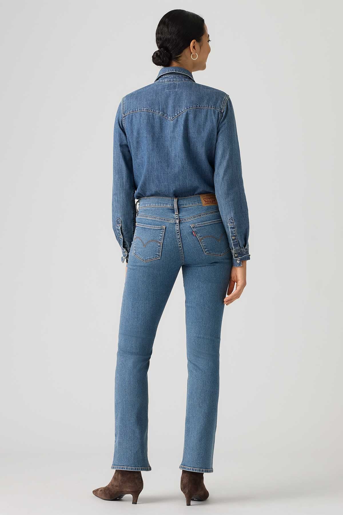 Levi's