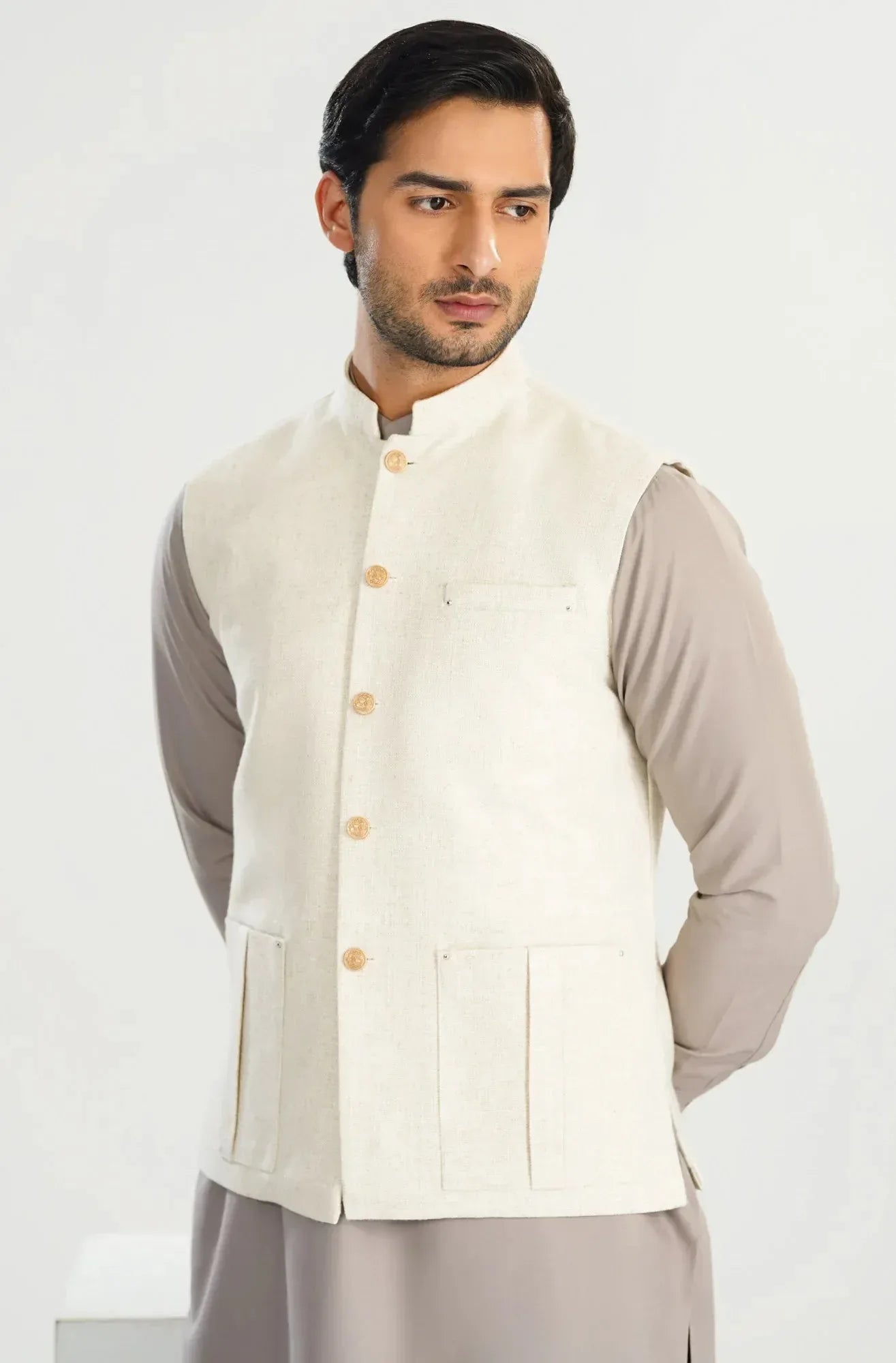 MURAQSH - AK Galleria