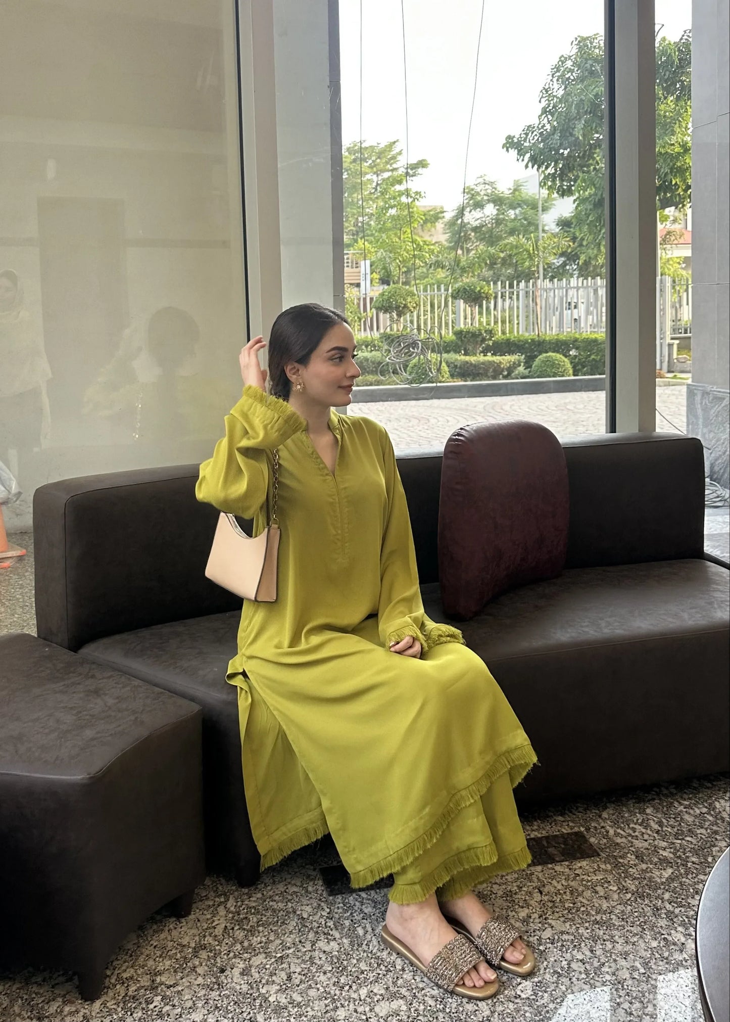 ZENYRE - AK Galleria