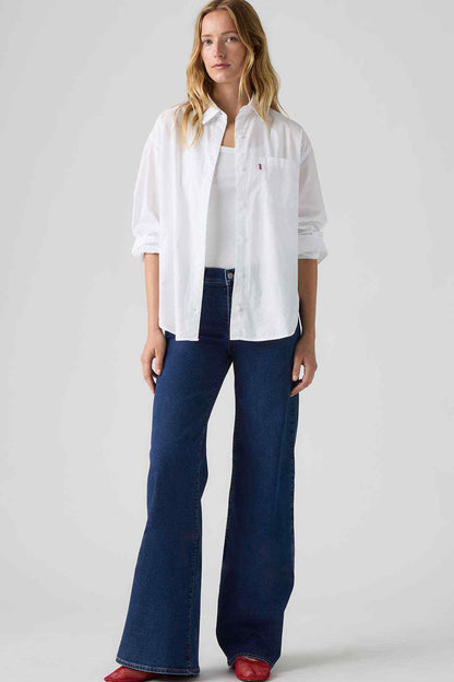 Women’s medium indigo wide-leg jeans with button closure, straight waistband and belt loops