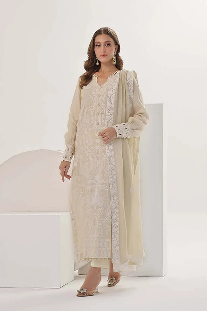 Nimra Kashif - AK Galleria