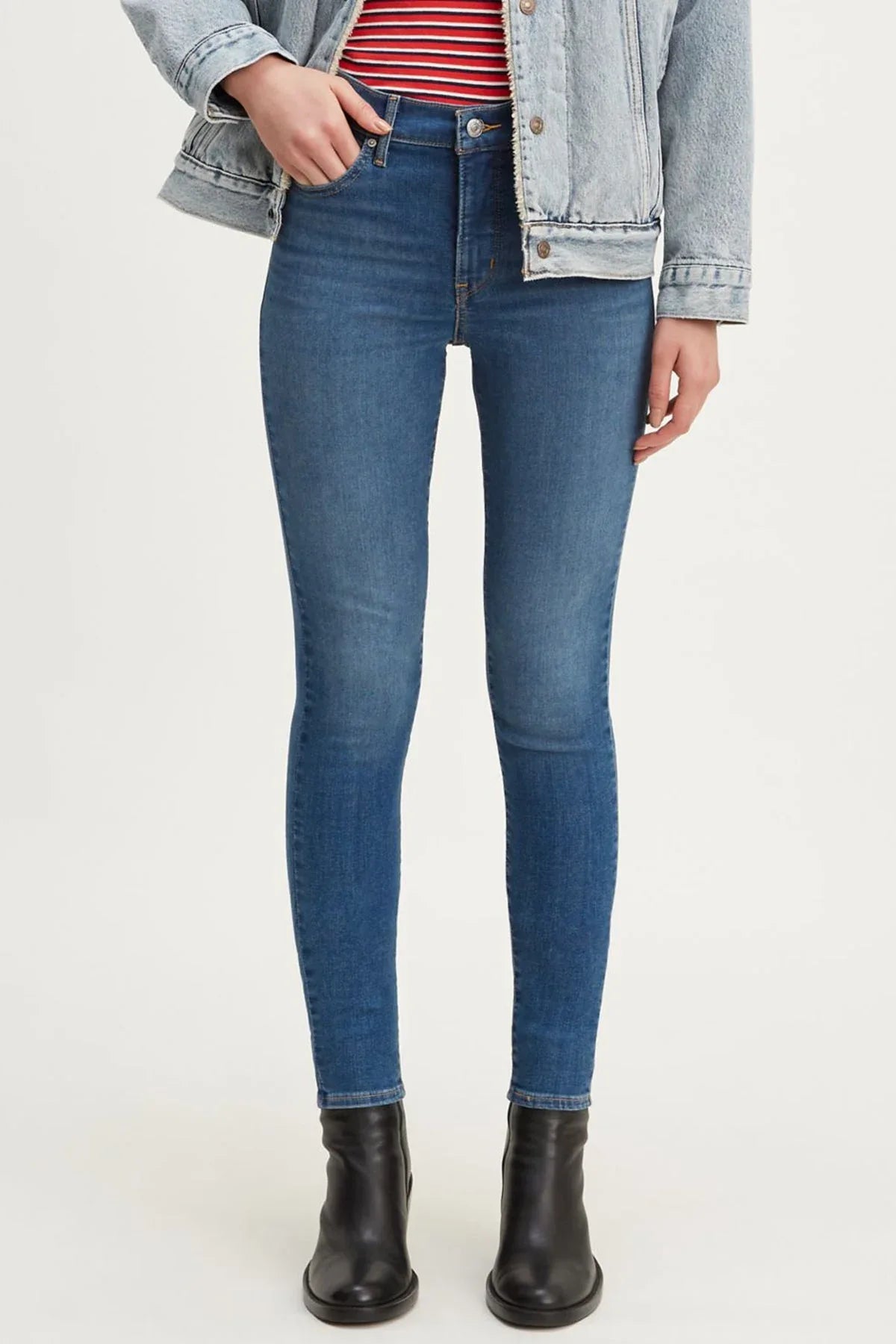 Levi's - AK Galleria