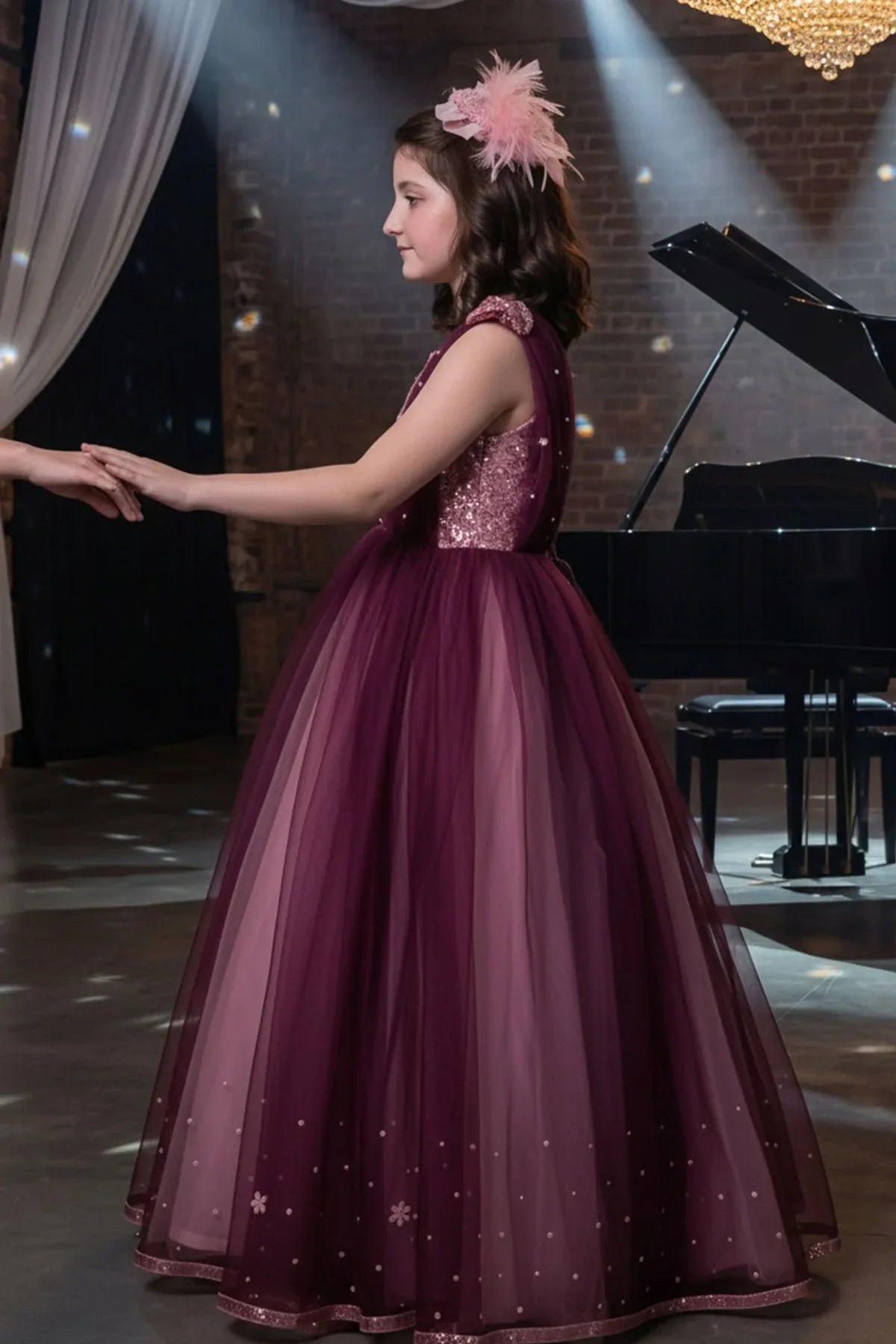 Qurratulain saqib - AK Galleria