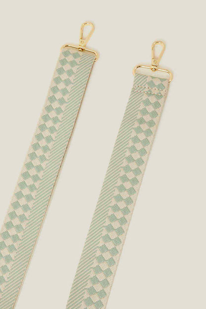 Accessorize - AK Galleria