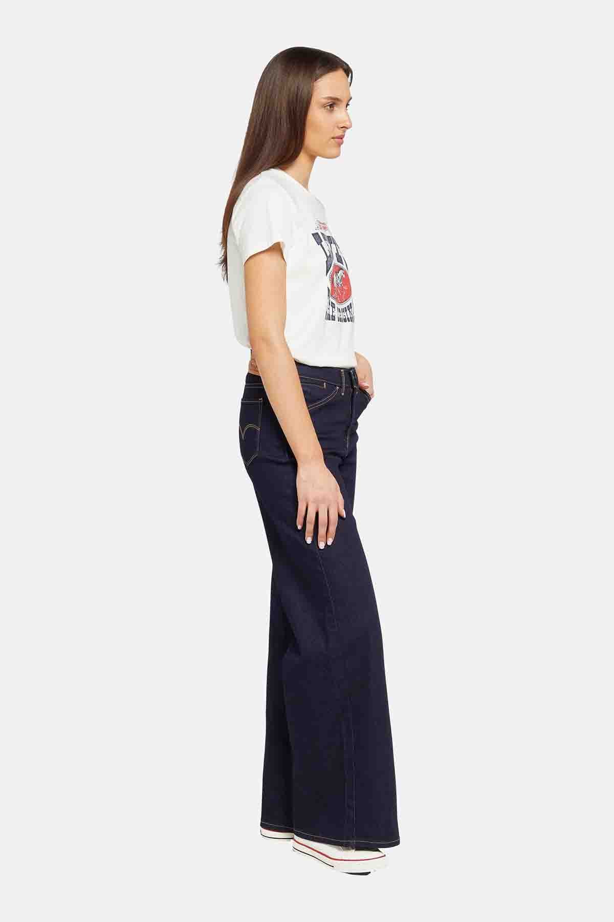 Levi's