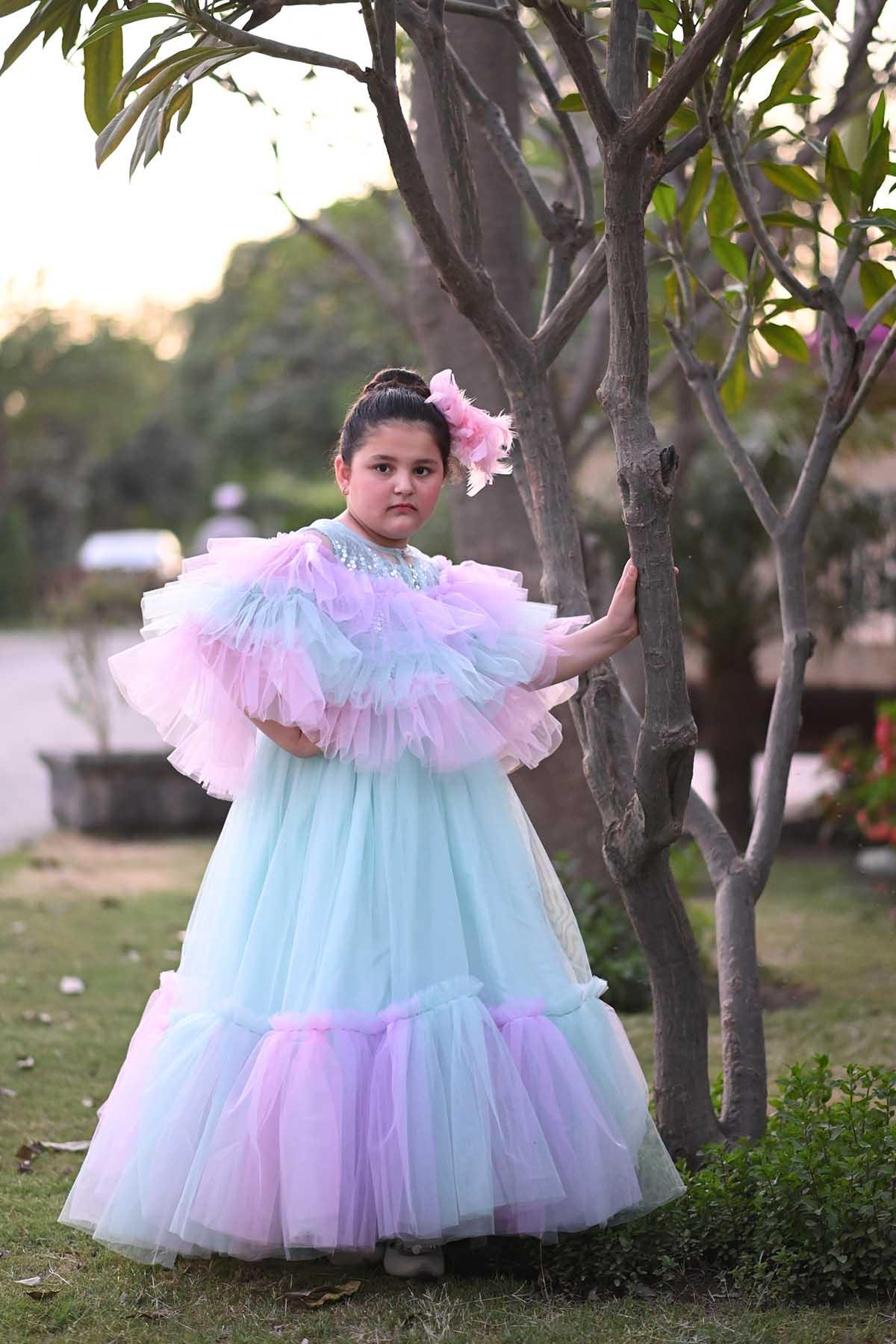 Qurratulain saqib - AK Galleria