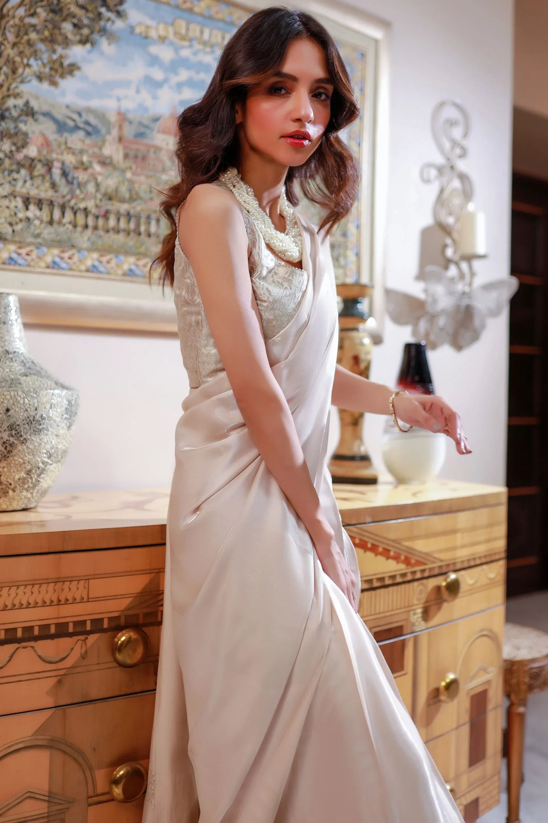 Velour - AK Galleria