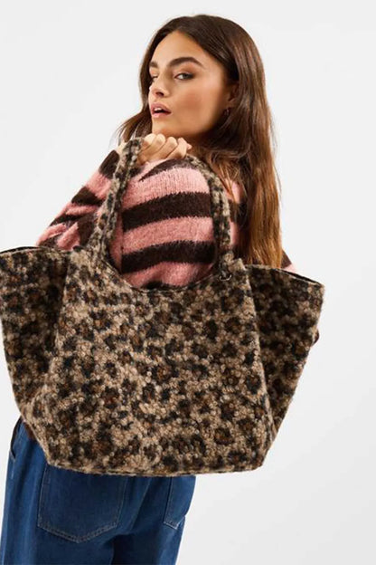 Accessorize - AK Galleria