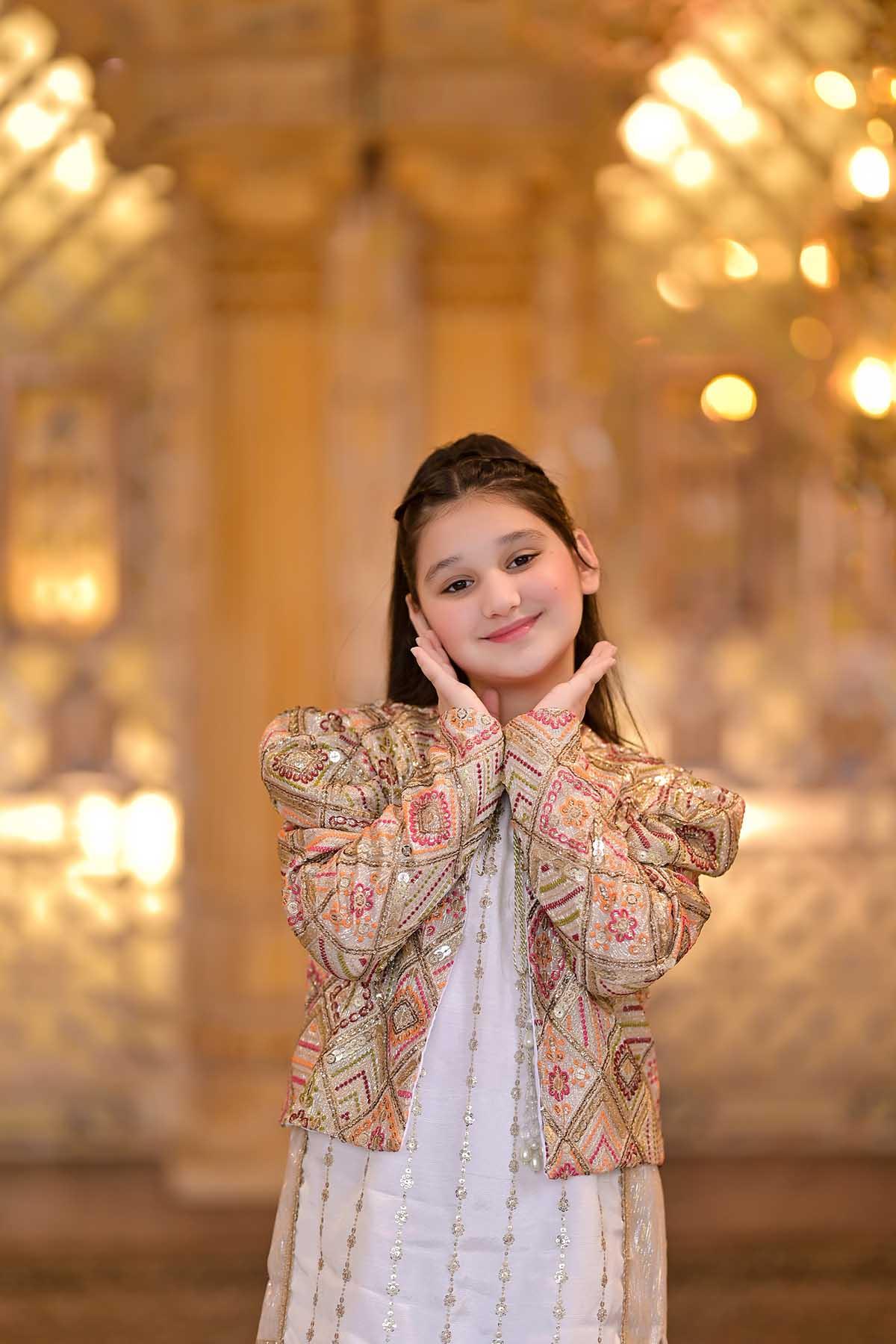 Qurratulain saqib - AK Galleria