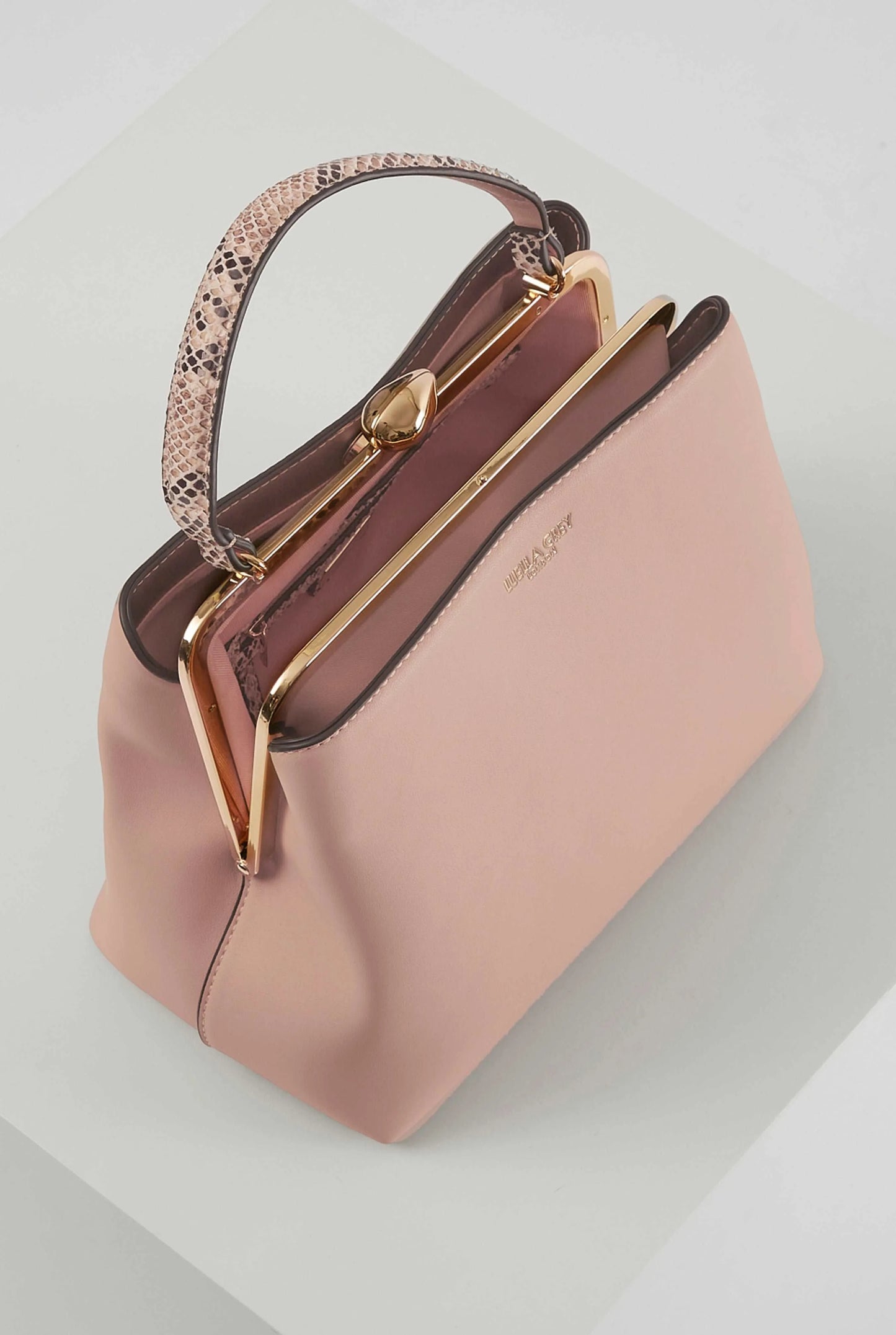 Luella Grey Pakistan