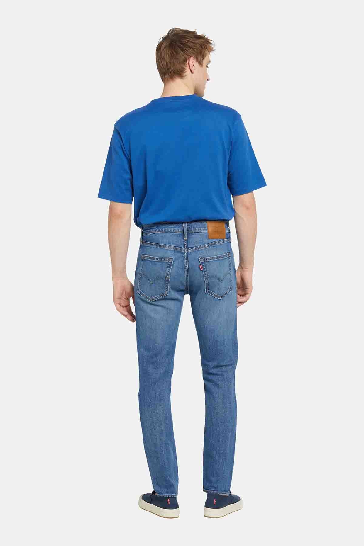 Levi's