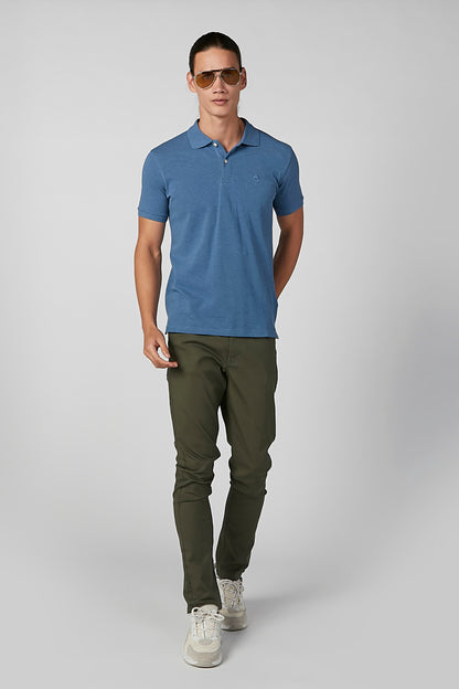 Men's olive green cargo pants with belt loops, straight legs, and side pockets
