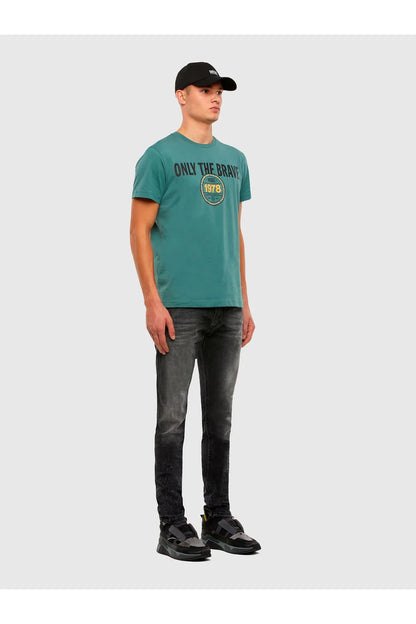 Sea green men’s T-shirt with “ONLY THE BRAVE” front print