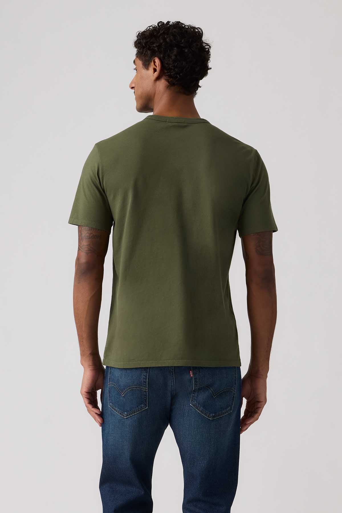 Levi's