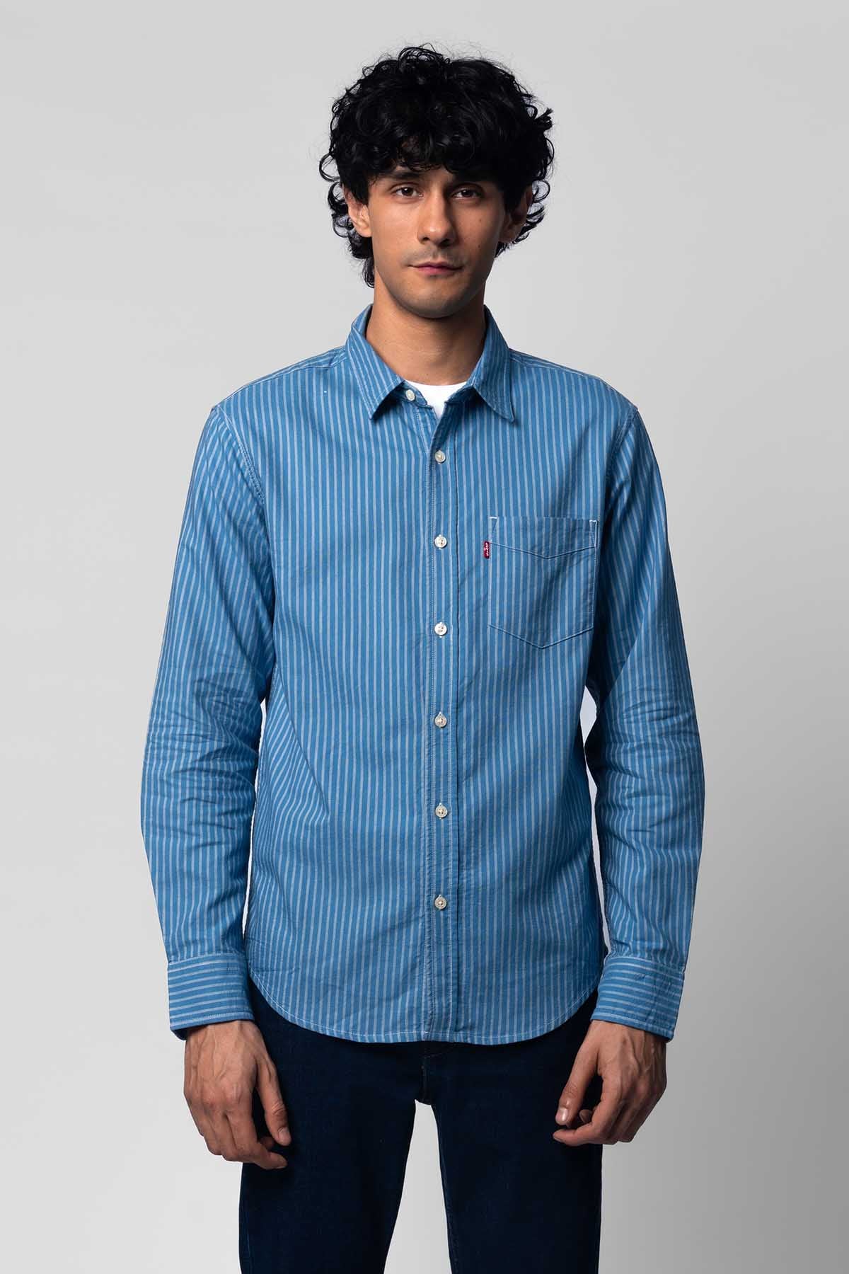 Levi's