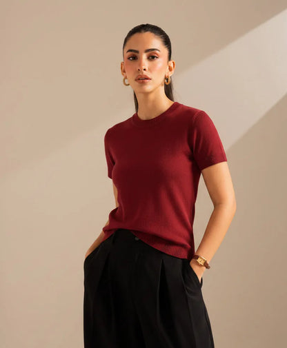 Fitted crew-neck knit top with short sleeves, burgundy red; ribbed neckline and hem