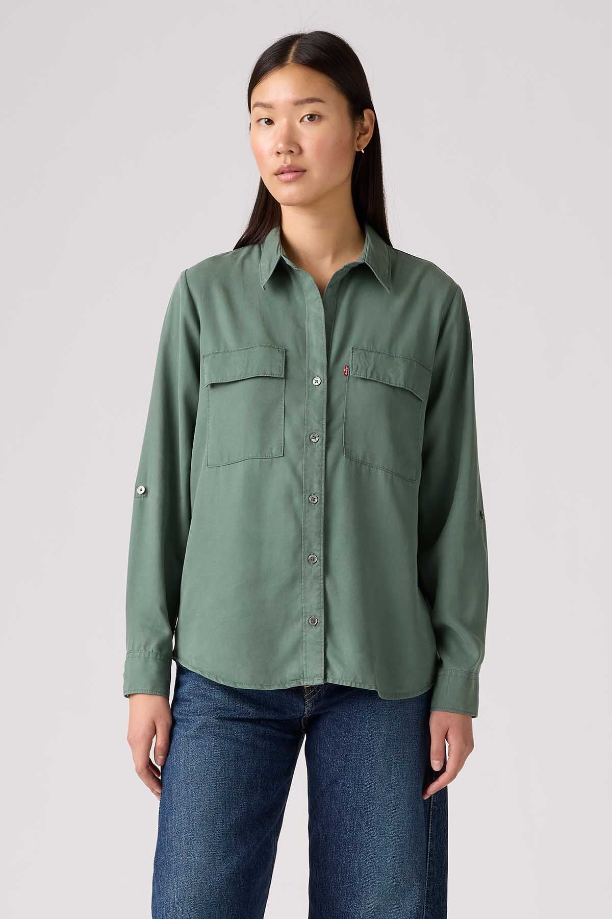 Levi's