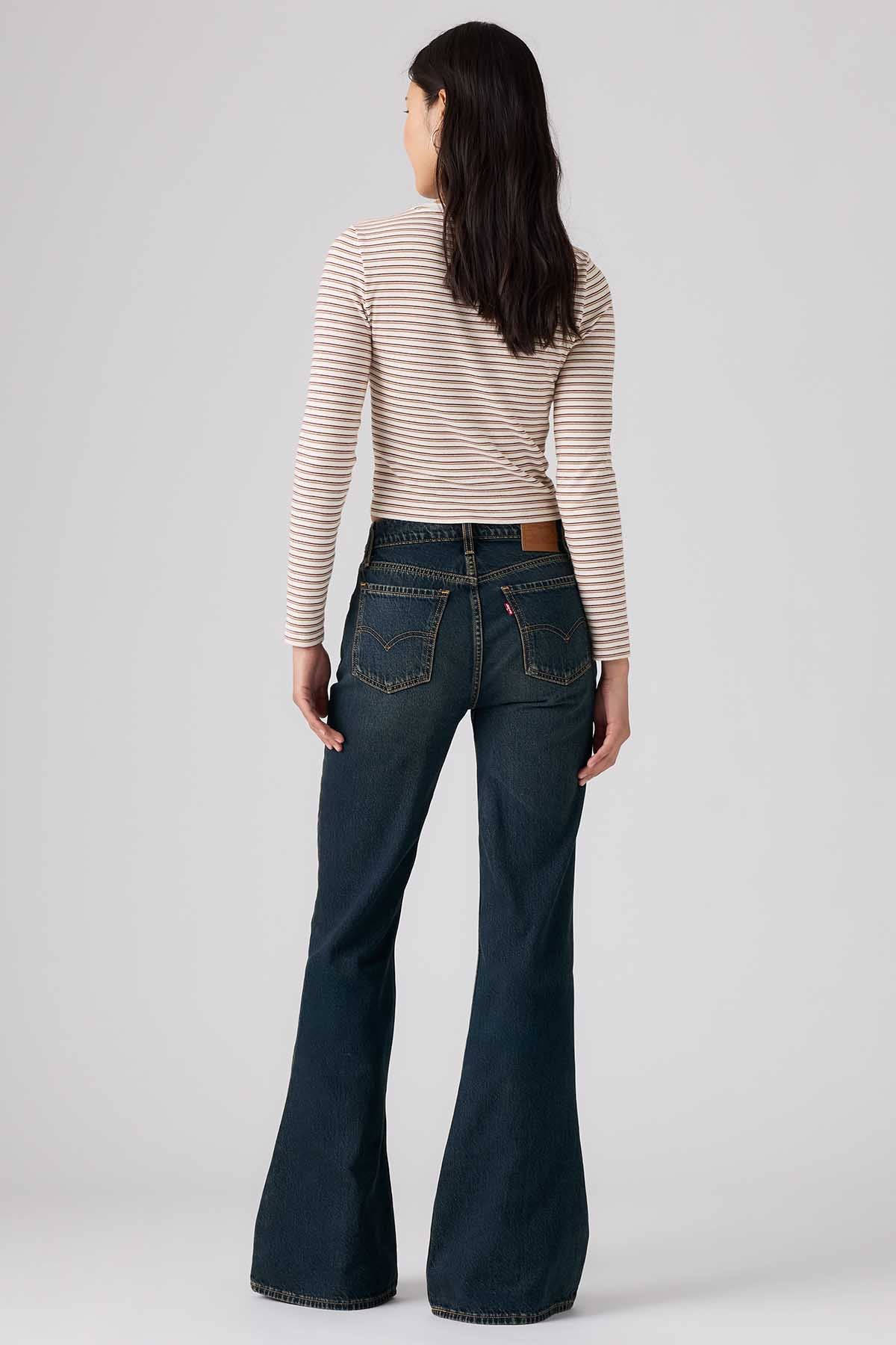 Levi's