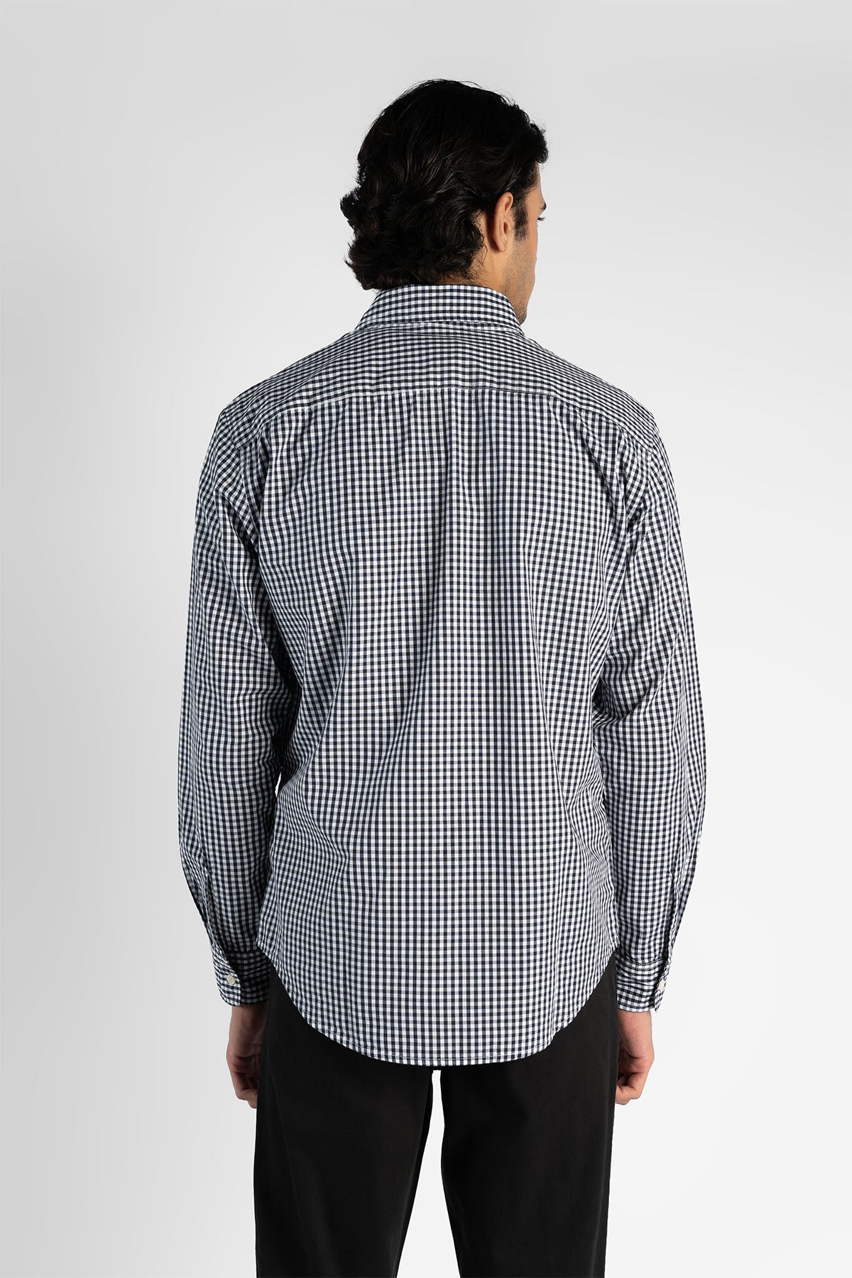 Men's Levi's black-and-white check button-up shirt, long sleeves, back view