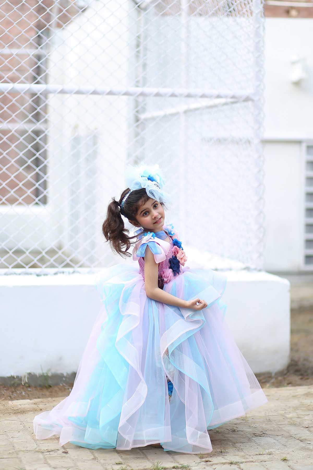 Qurratulain saqib - AK Galleria