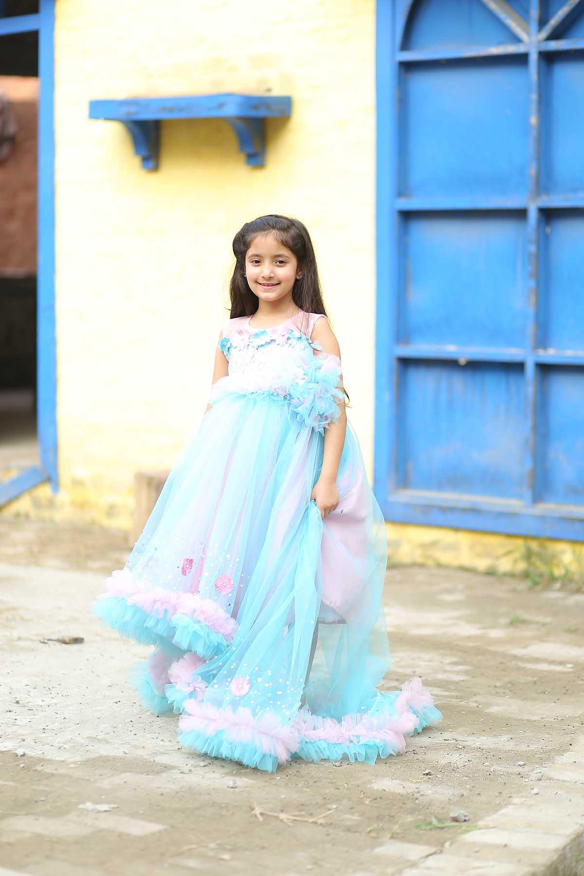 Qurratulain saqib - AK Galleria