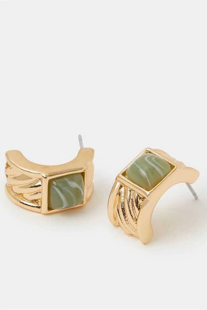 Accessorize - AK Galleria