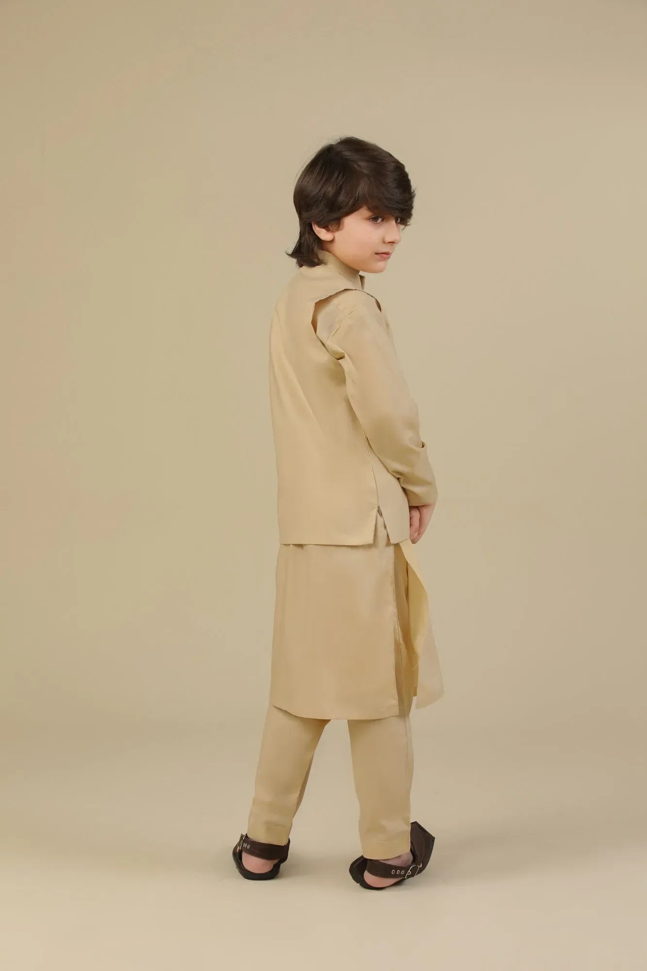 MURAQSH - AK Galleria