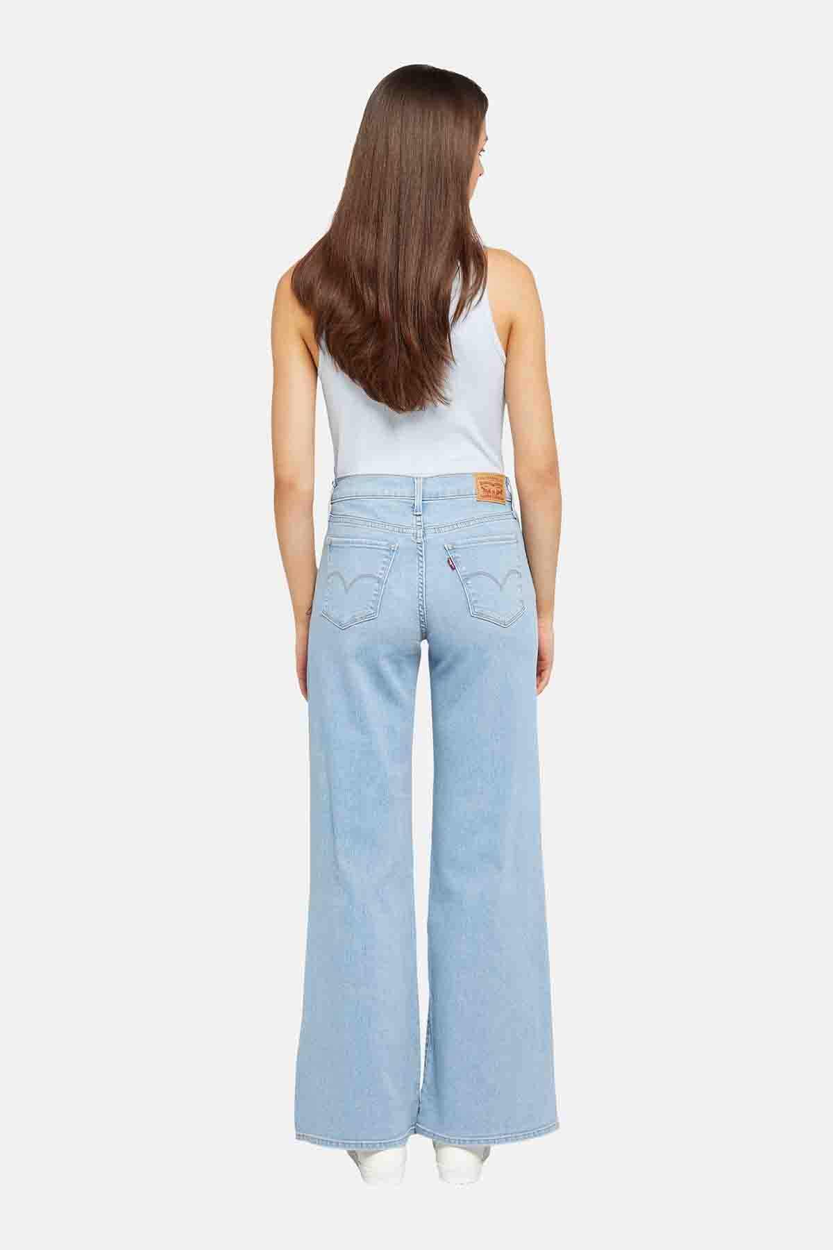 Levi's