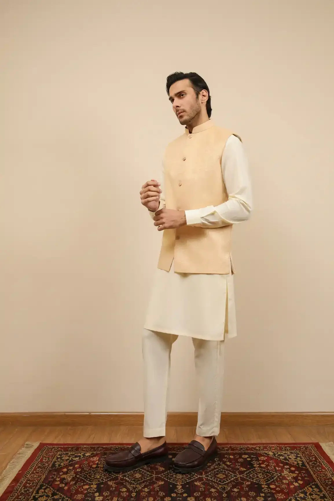 MURAQSH - AK Galleria