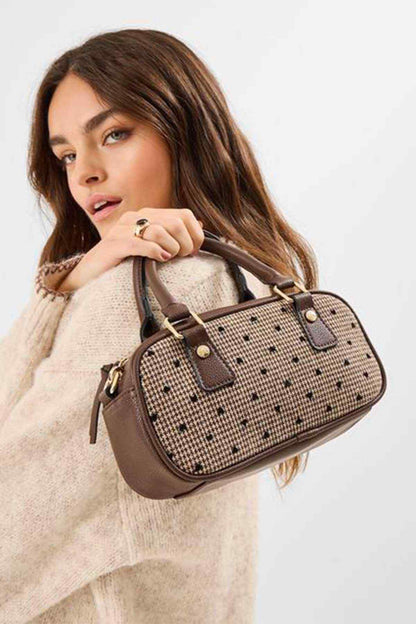 Accessorize - AK Galleria