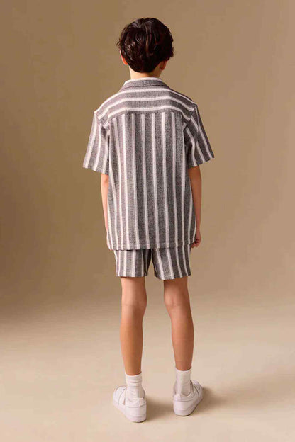 Kids striped short-sleeve shirt and shorts set in brown and white, back view