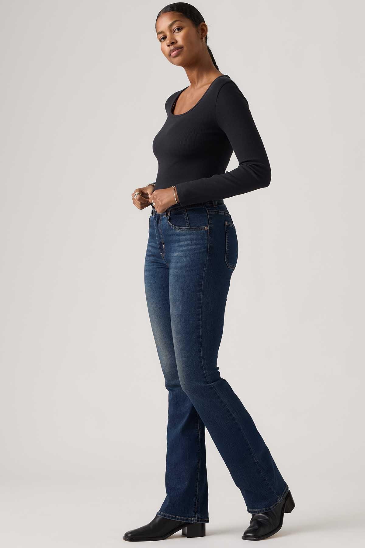 Levi's - AK Galleria