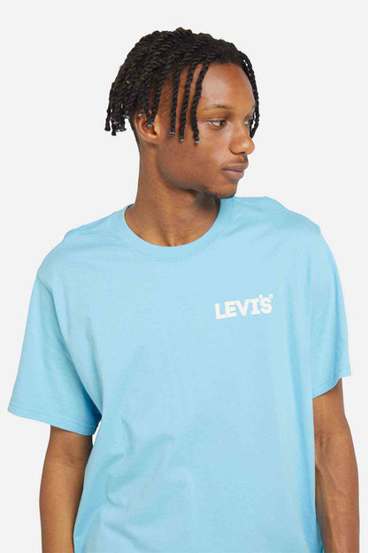 Light blue T-shirt with Levi's chest logo, crew neck
