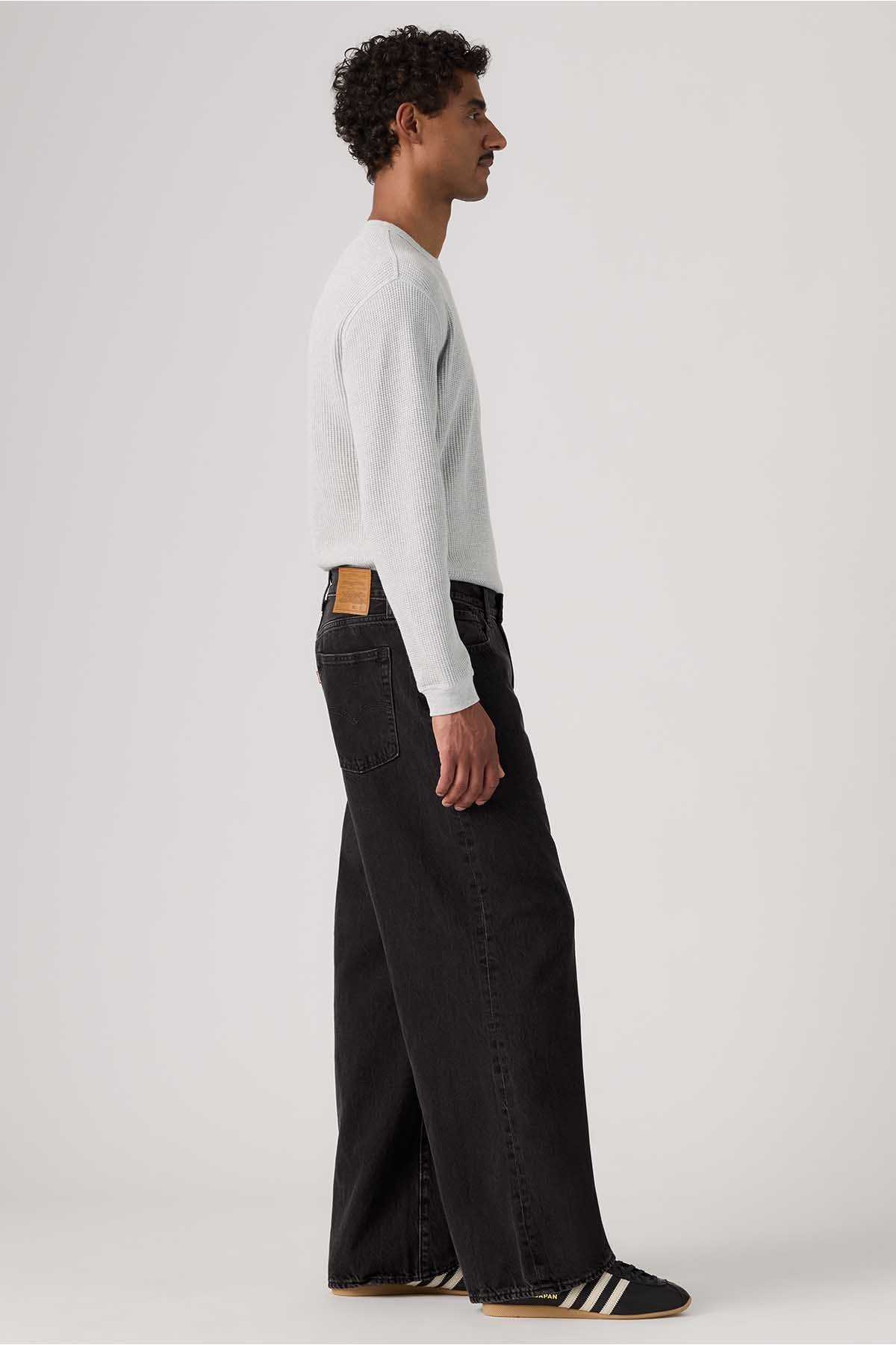 Levi's