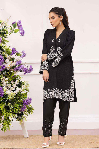 Nimra Kashif - AK Galleria