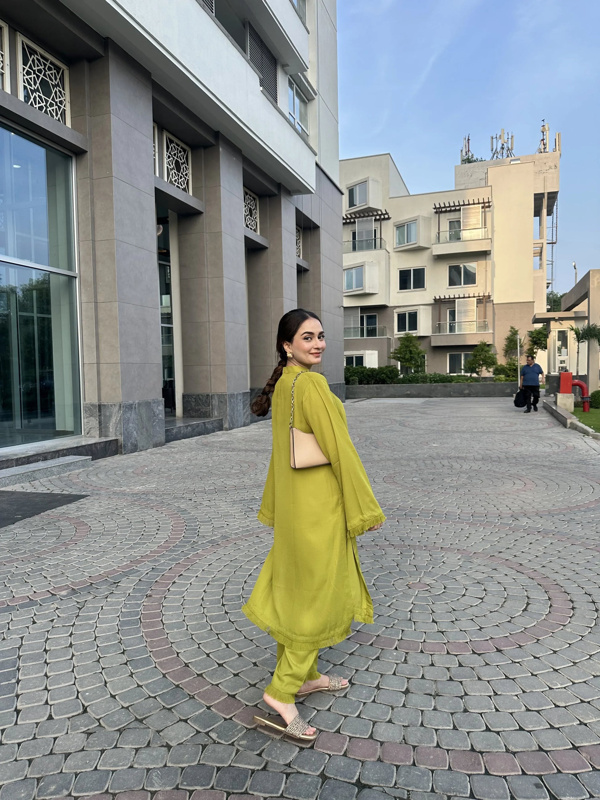 ZENYRE - AK Galleria