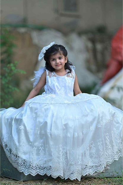 Qurratulain saqib - AK Galleria