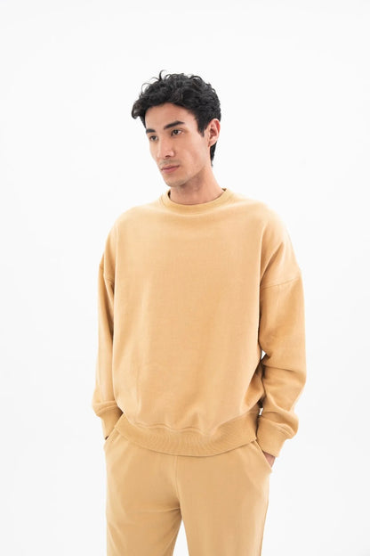 Wheat crewneck sweatshirt and sweatpants set, long sleeves, relaxed fit at torso