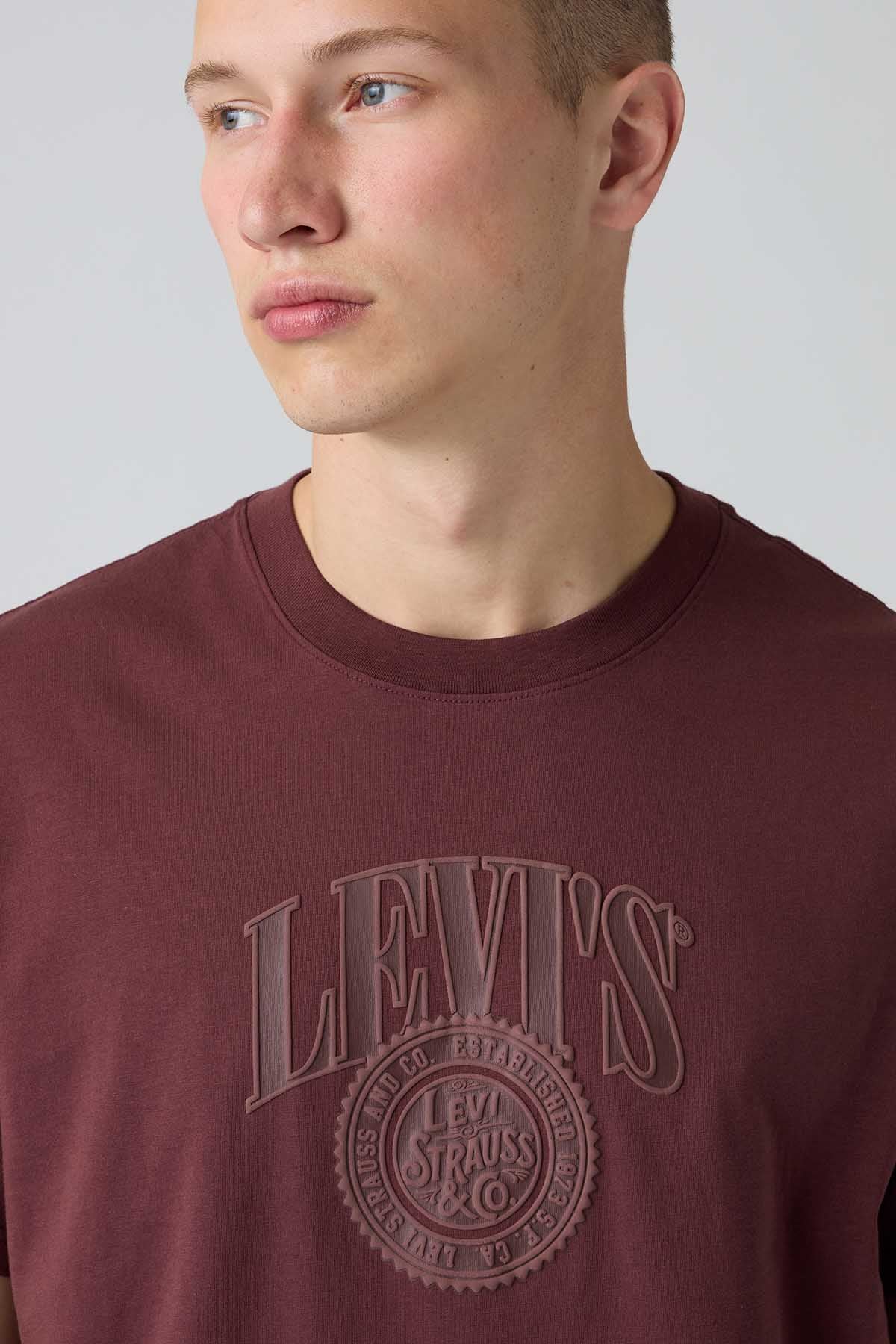 Levi's