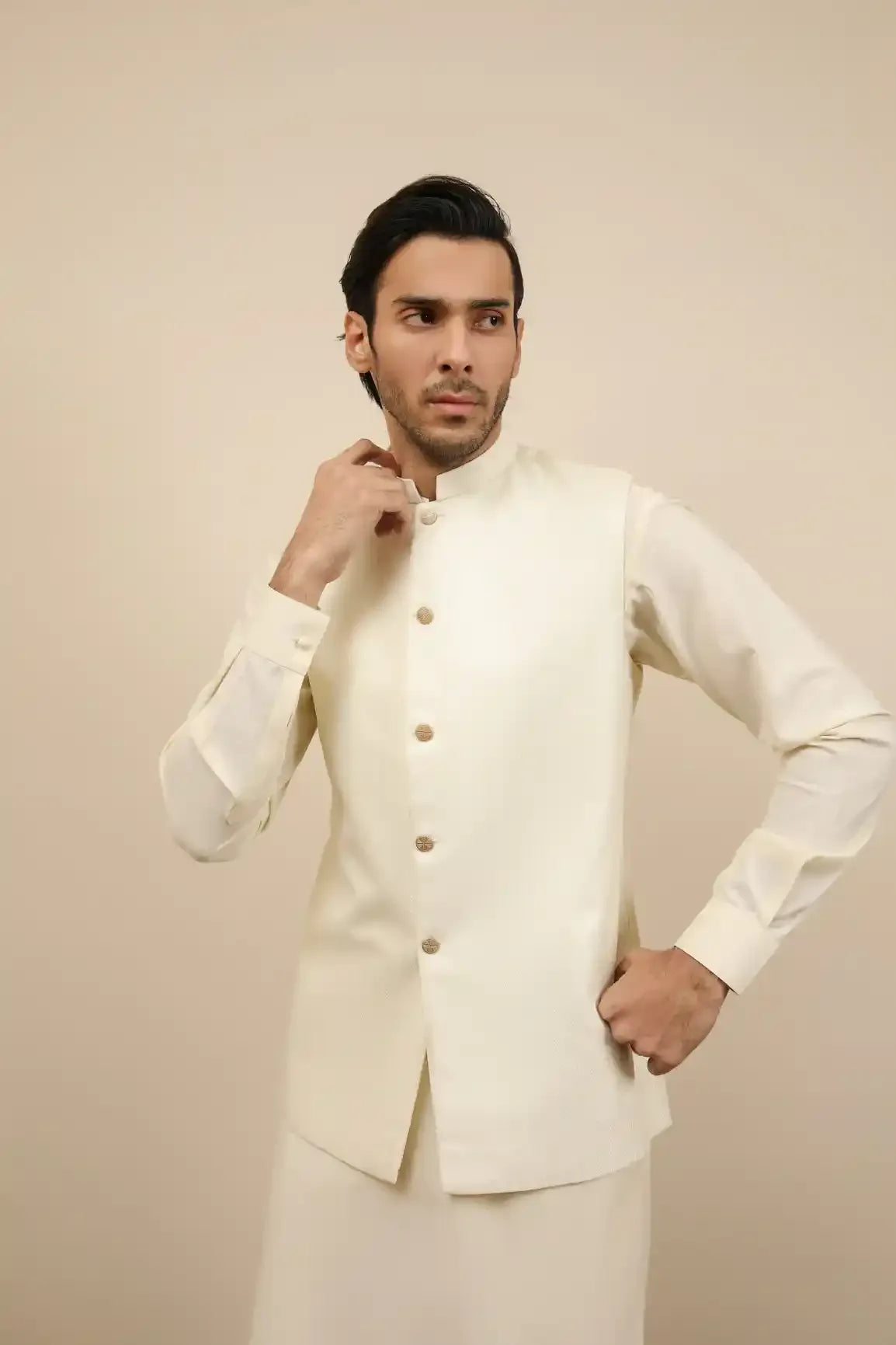 MURAQSH - AK Galleria