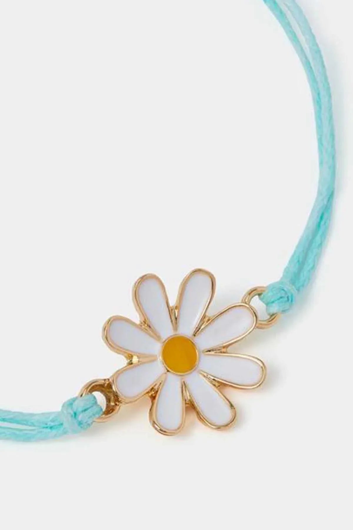 Accessorize - AK Galleria