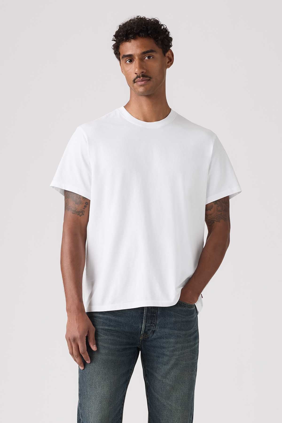 Levi's