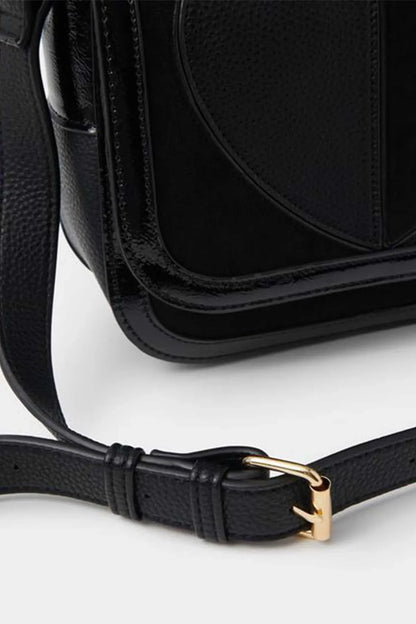 Accessorize - AK Galleria
