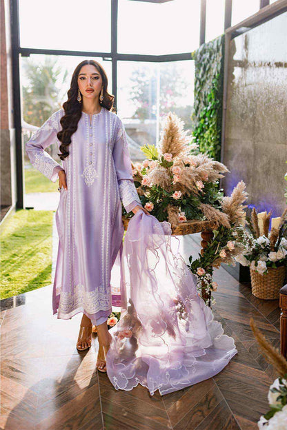 Nimra Kashif - AK Galleria