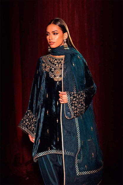 Nimra Kashif - AK Galleria