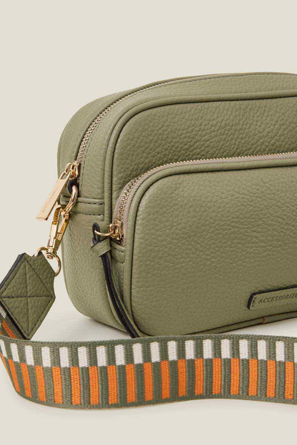 Accessorize - AK Galleria