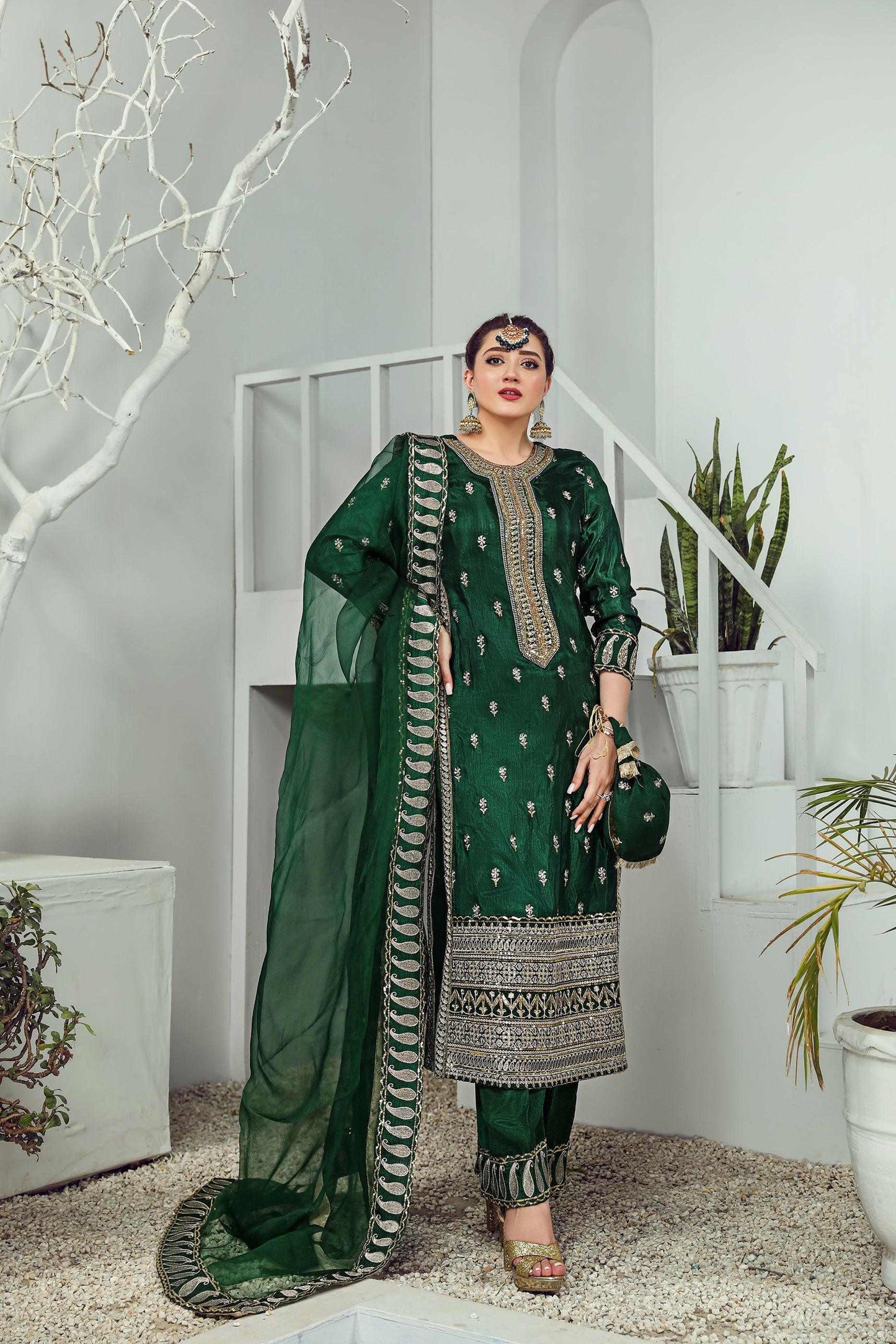 Kausar Attire