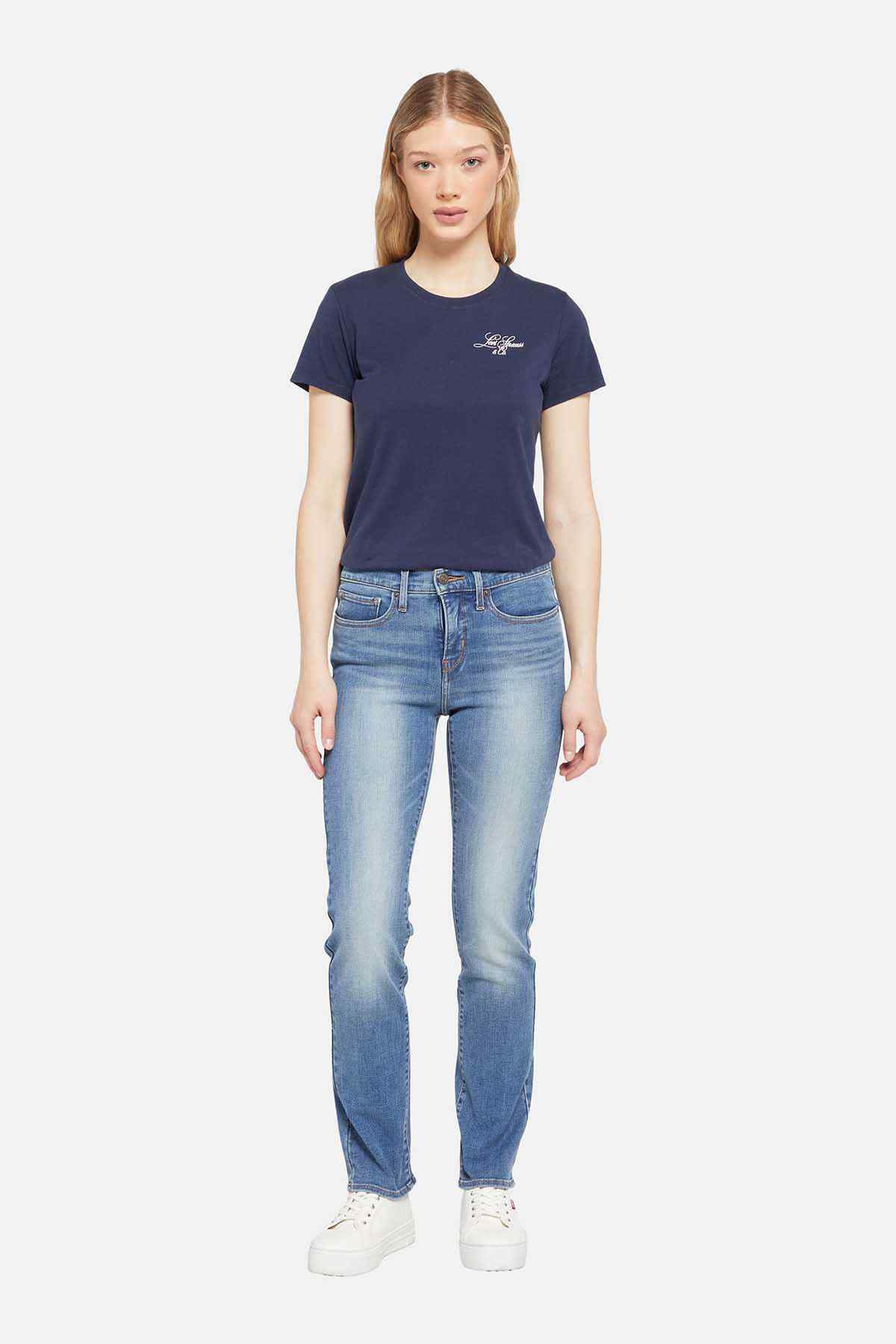Levi's navy graphic T-shirt and light-blue denim jeans, crew neck, short sleeves